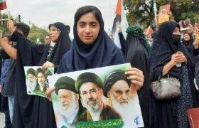 روایتی از خویشاوندی شعر و شهادت؛ آمریکا نمی‌تواند نسل ما را بترساند​