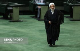 آقاتهرانی: حق نداریم در برابر دشمن مشترک اختلافات را بروز دهیم