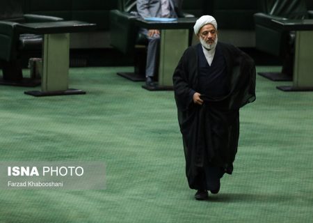آقاتهرانی: حق نداریم در برابر دشمن مشترک اختلافات را بروز دهیم